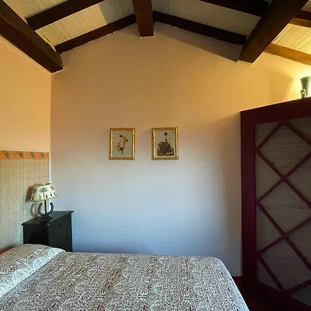 Detached With Swimming Pool, Cleaning Included